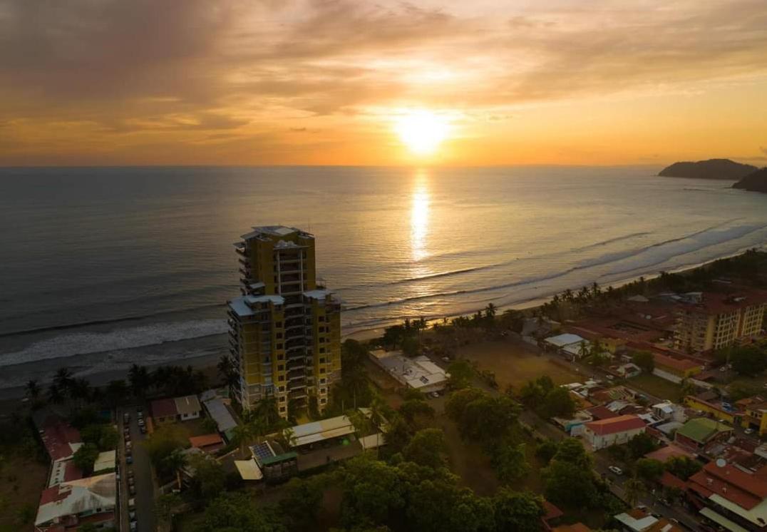 Secretjaco - Luxury Beach Front Penthouse With Pool & Jacuzzi エクステリア 写真